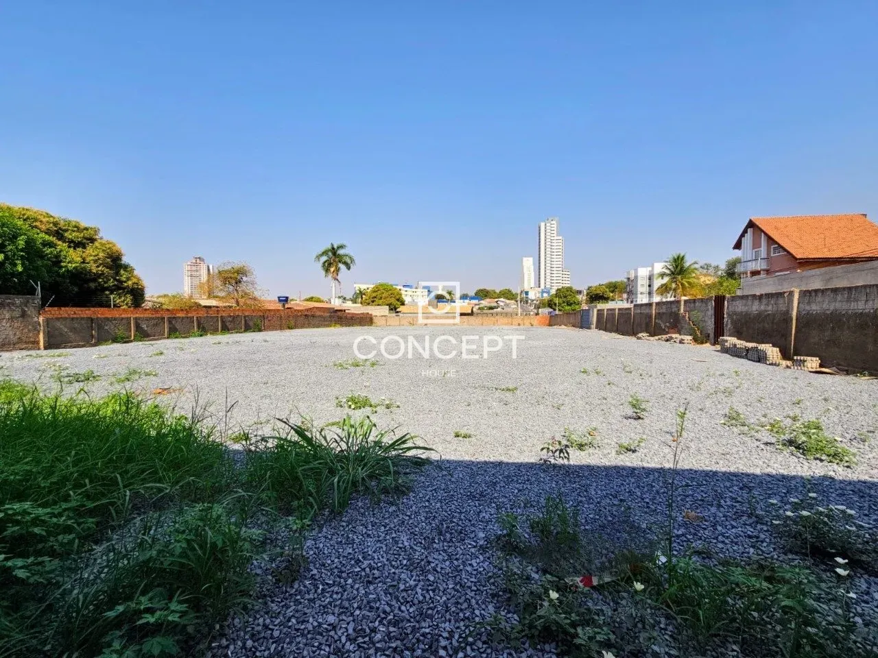 Jardim Cuiabá - Terreno para LOCAÇÃO de esquina com 2.500m