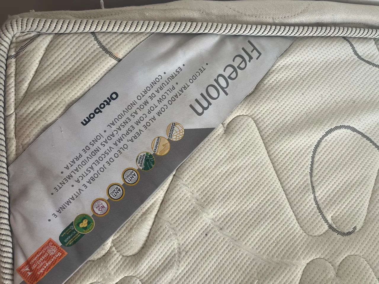 Colchão ortobom Queen doação 