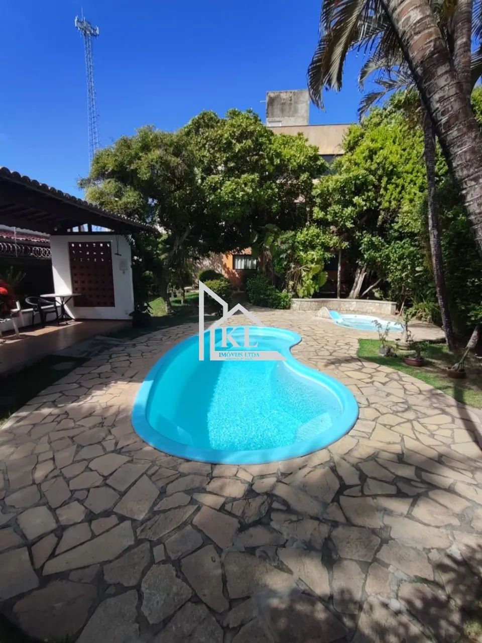 Imperdivel - Excelente Apto - 2 Quatros - 60m2 - 2º Andar - Sombra - Jardim Tropical