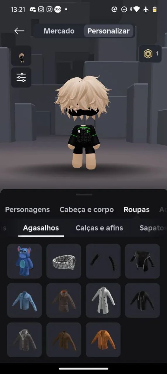 Personagem Roblox - Blusa e cabelo - Foto 3