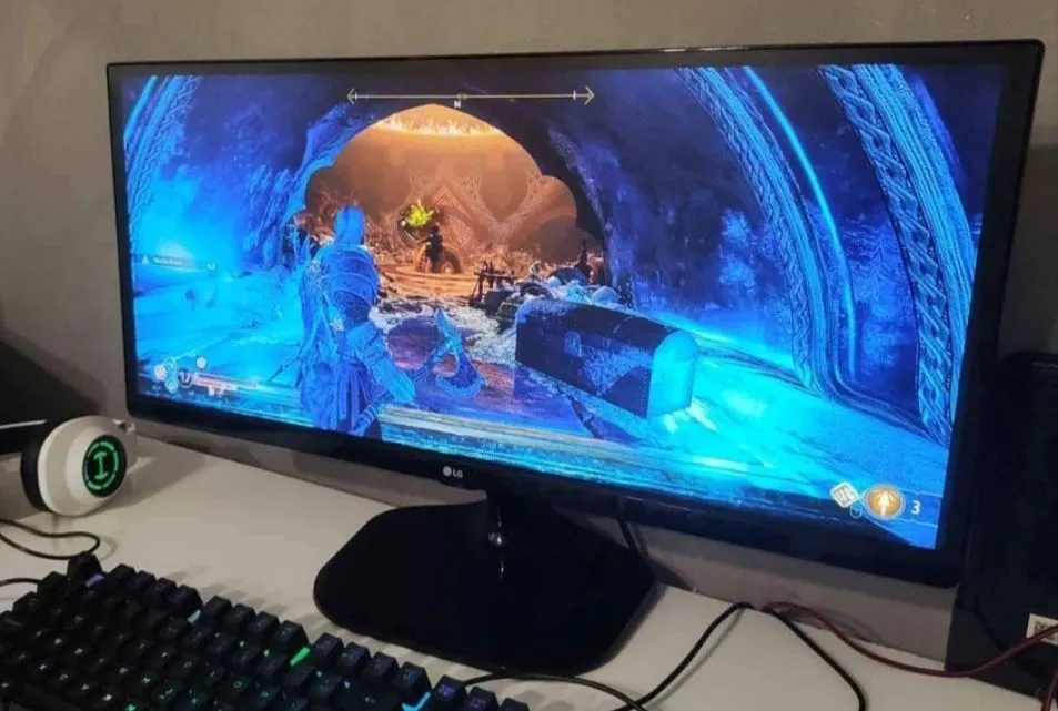 Monitor LG Ultrawide 25 Full HD IPS