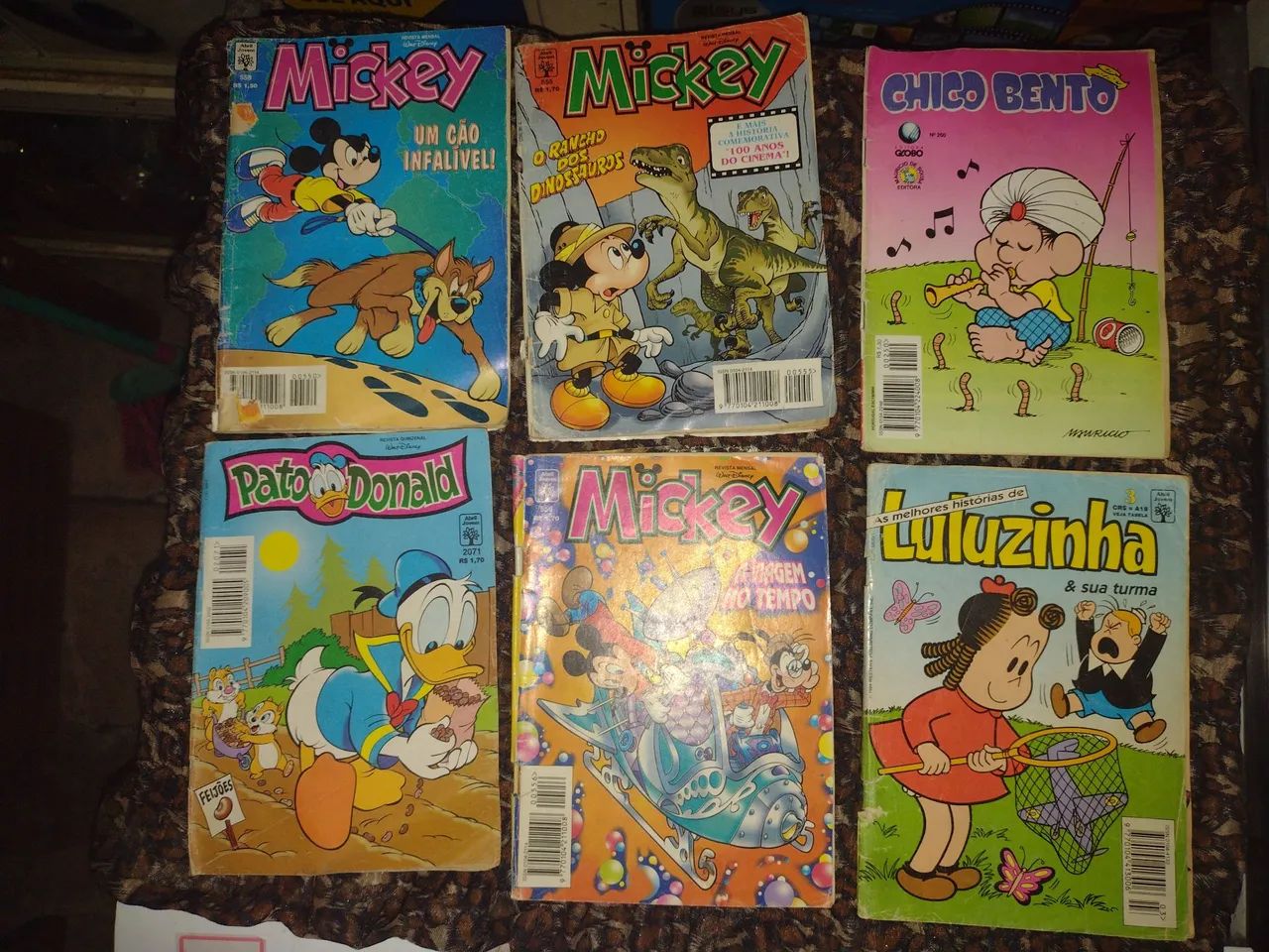 Revistas Mickey - O Povo do Lago e A Fábrica dos Sonhos - Foto 2