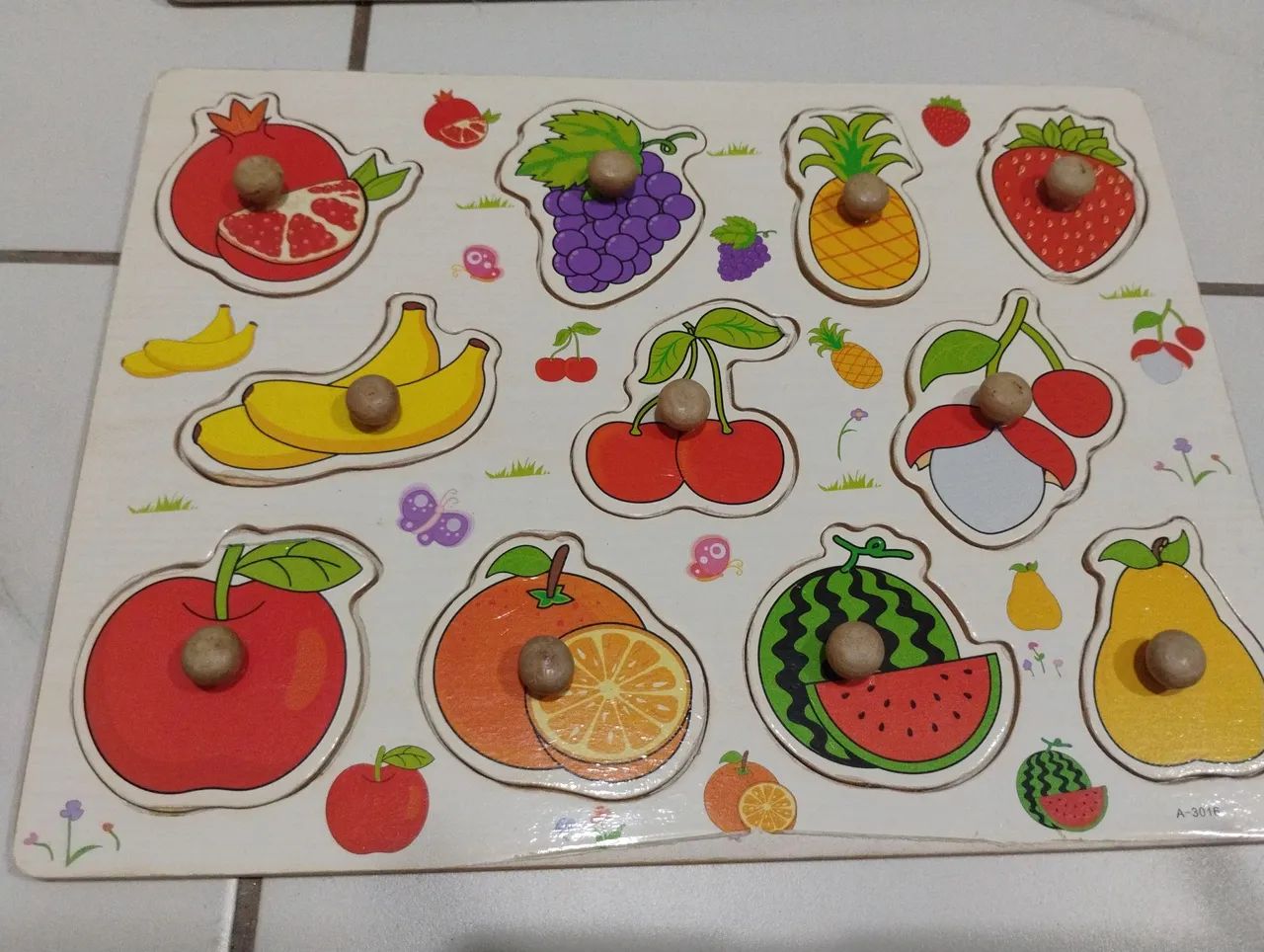 Quebra-cabeça de madeira - Alfabeto e Frutas - Foto 2