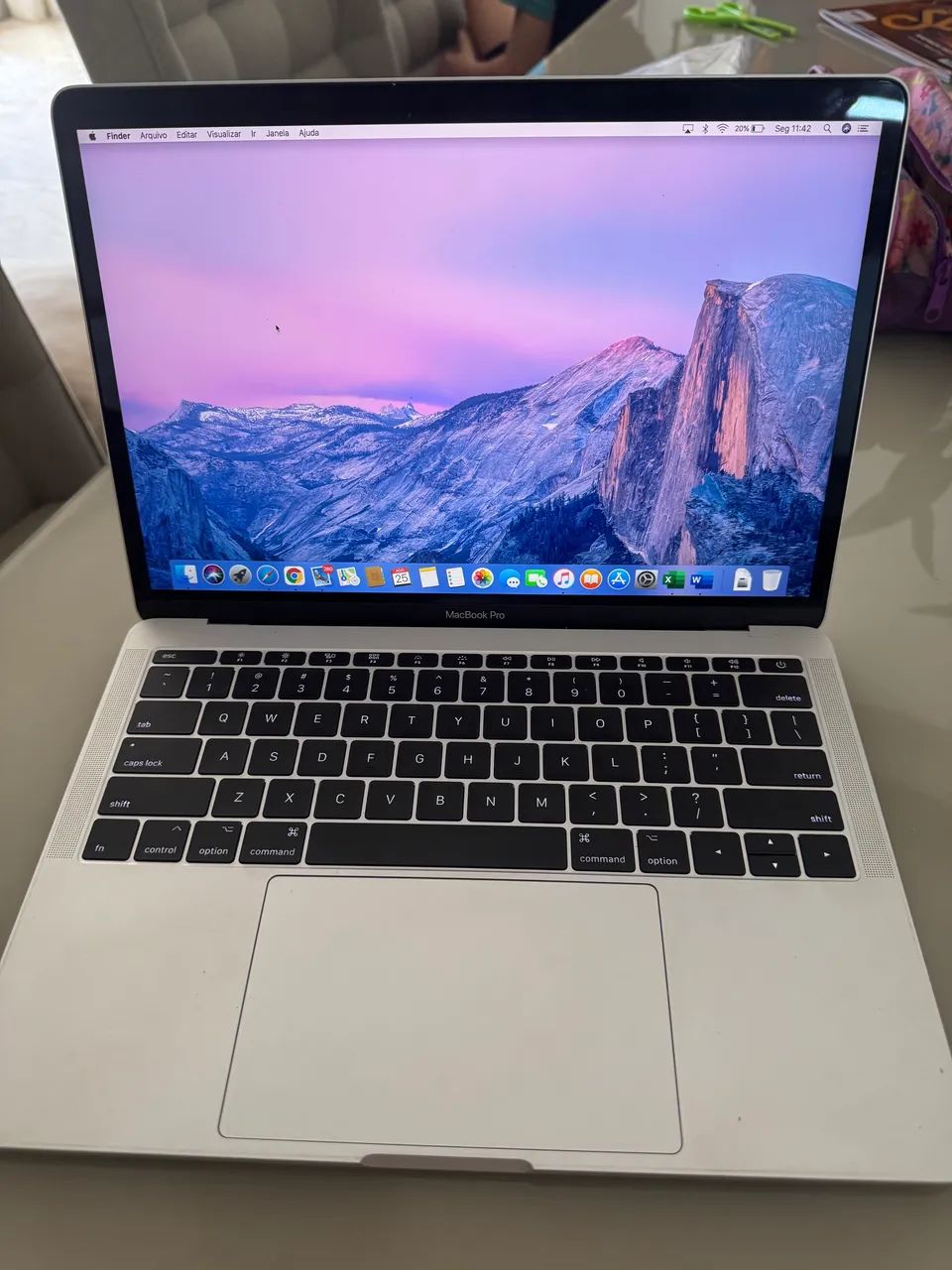 MAC BOOK PRO - Foto 5
