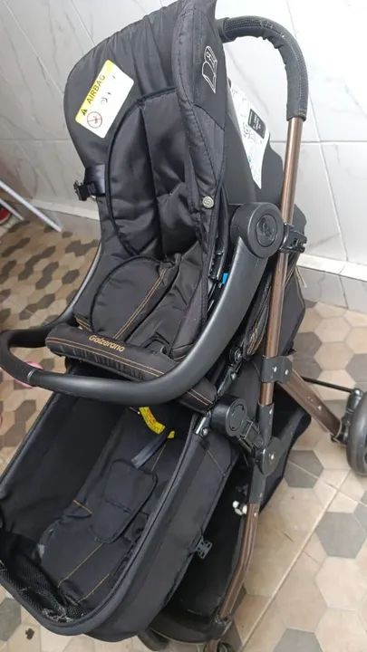 Carrinho de Bebê Moisés Galzerano com bebê conforto  - Foto 5