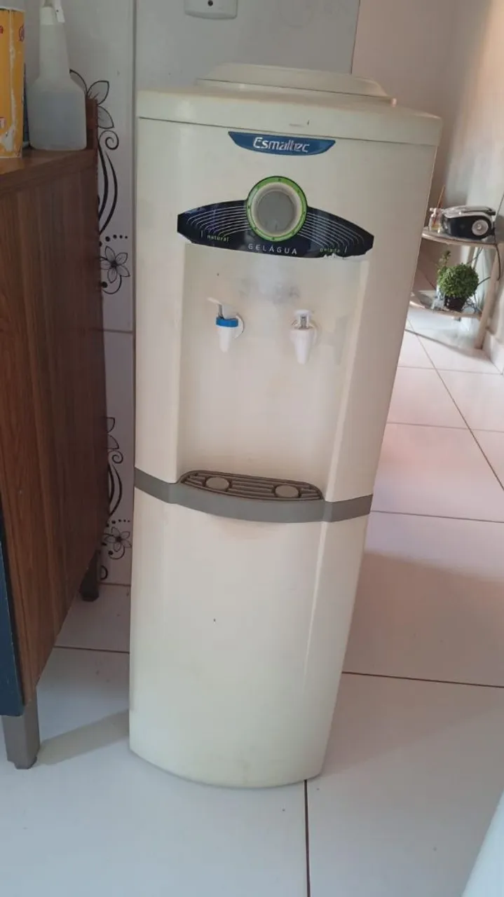 Bebedouro Esmaltec Gelágua