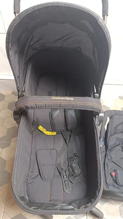 Carrinho de Bebê Moisés Galzerano com bebê conforto  - Foto 4