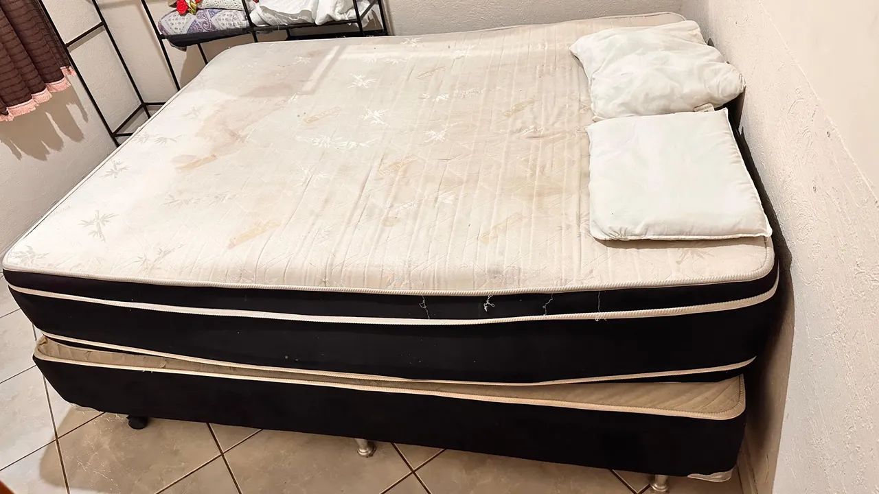 Cama box de casal 
