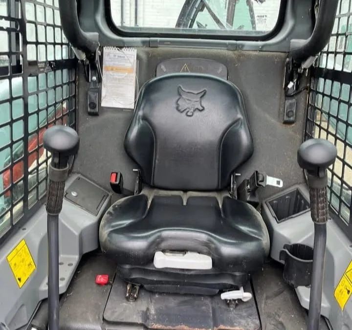 Mini carregadeira bobcat S450 ano 2016 - Foto 6