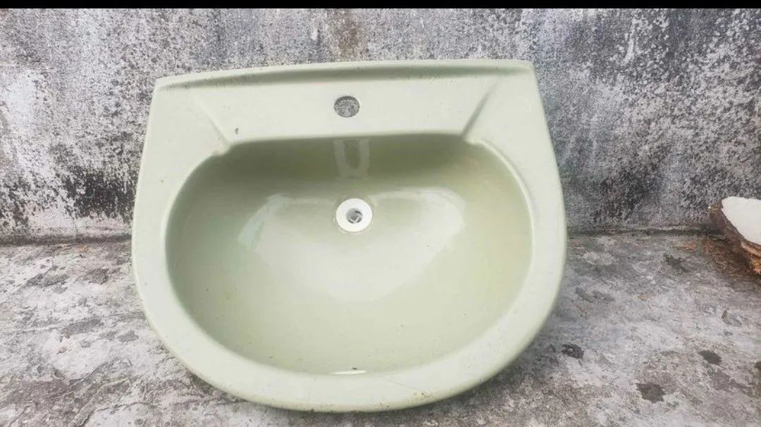 Sink for dishes64962667993346120