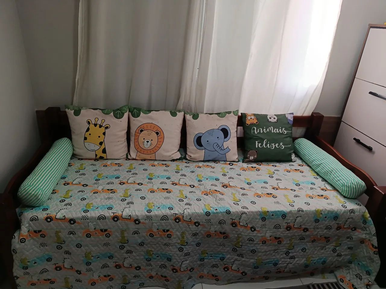 Vendo bicama  com rodízios  - Foto 5