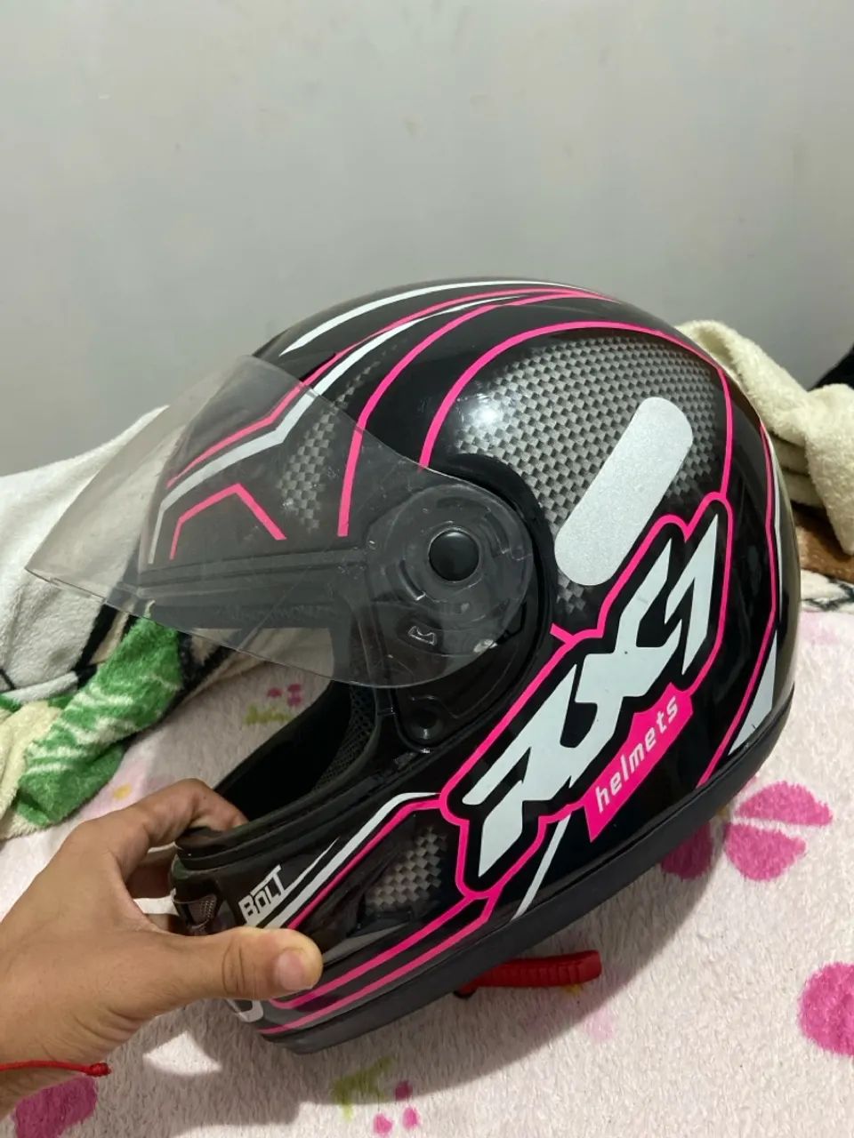 Capacete feminino 