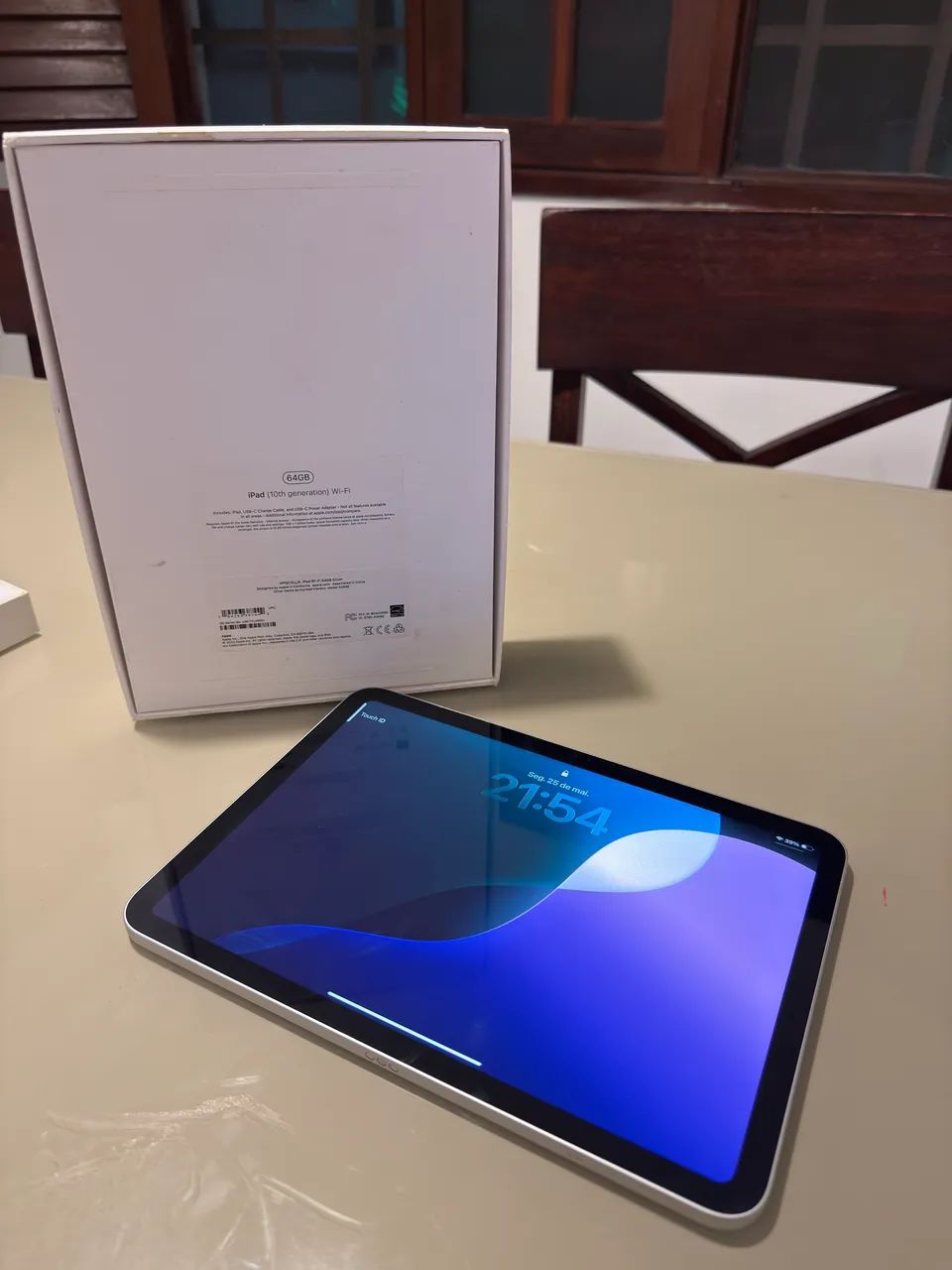 iPad 10ª Geração 64GB Wi-Fi - Caixa Completa, Sem Marcas