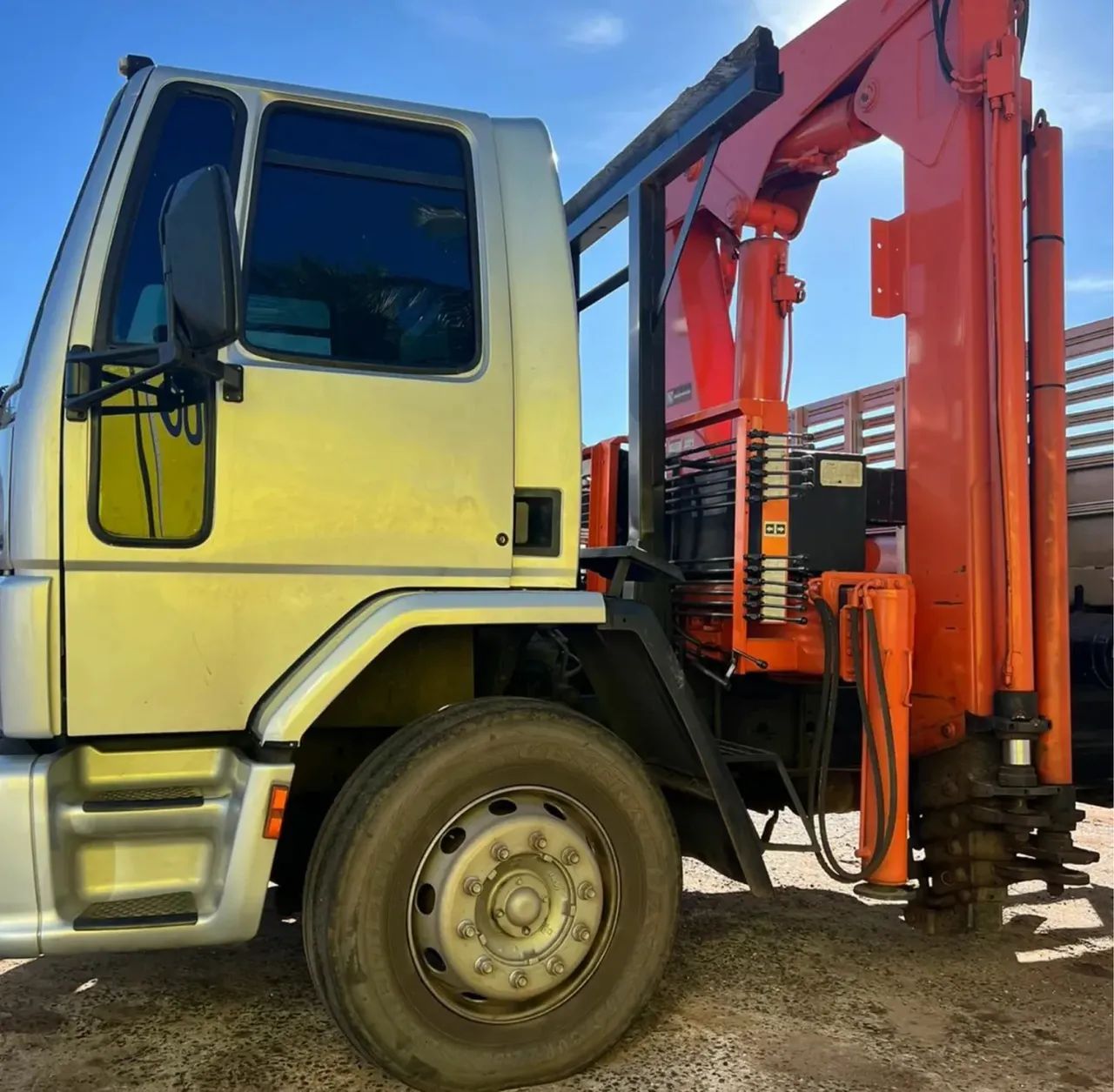 CARGO 2422 MUNCK 20.5 TONELADAS  - Foto 4