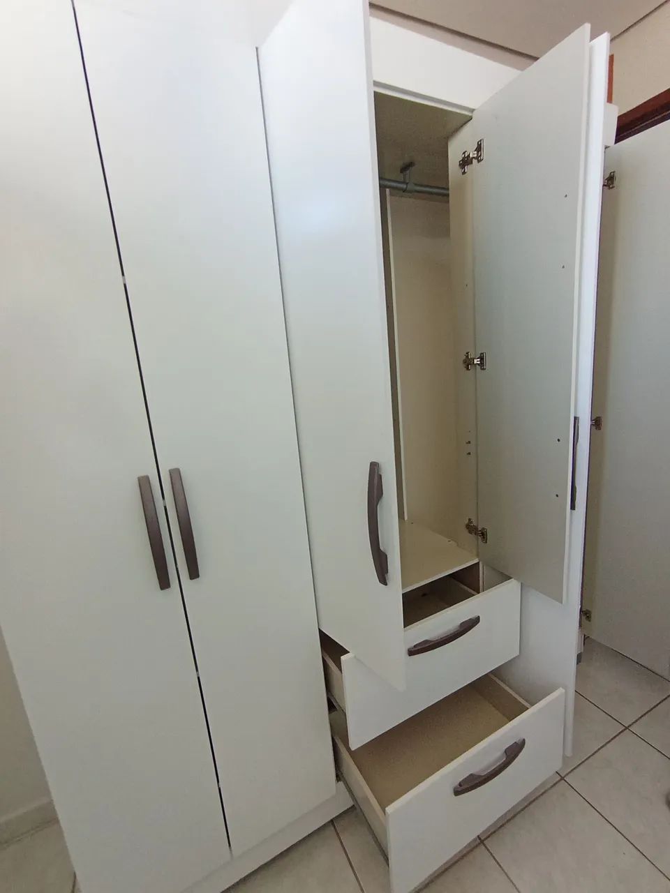 Vendo guarda-roupas semi-novos - Foto 3