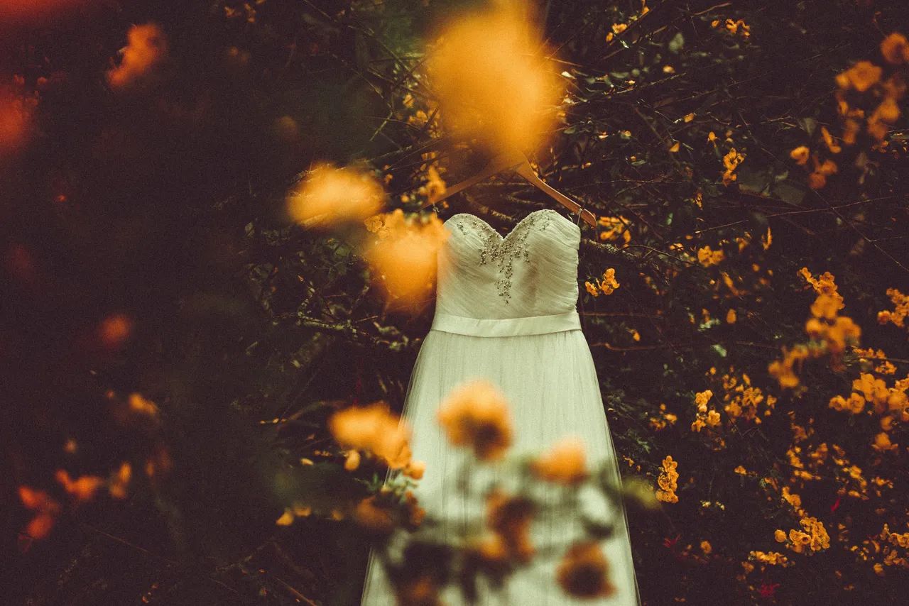 Vendo Vestido de Noiva importado  - Foto 4