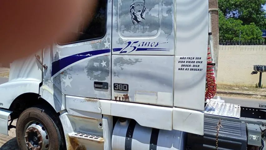 CAVALO MECANICO VOLVO  - Foto 2