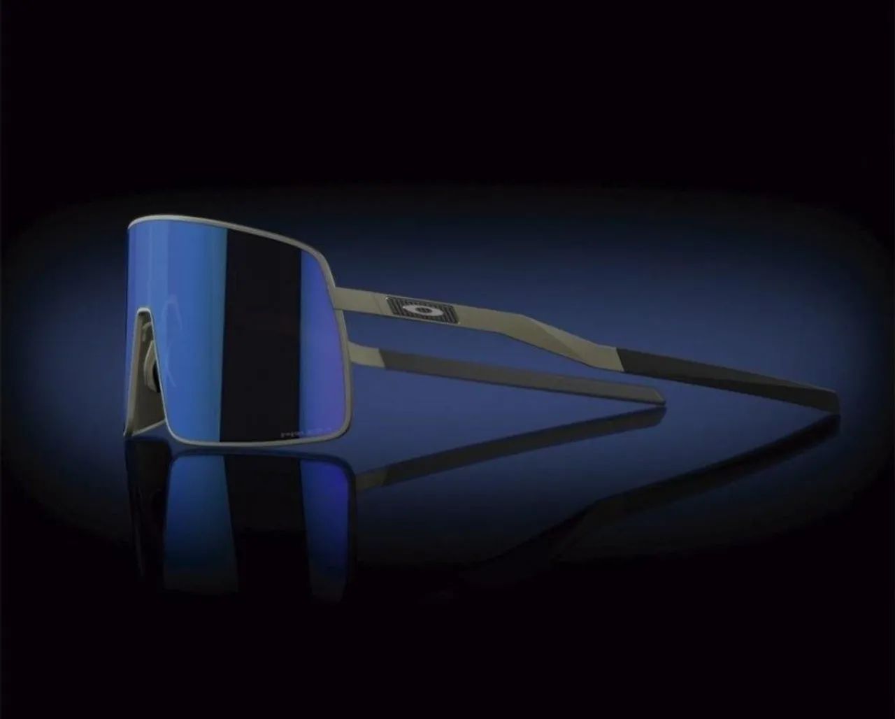 Óculos de Sol Oakley Sutro TI Satin Lead Prizm Sapphire  - Foto 3