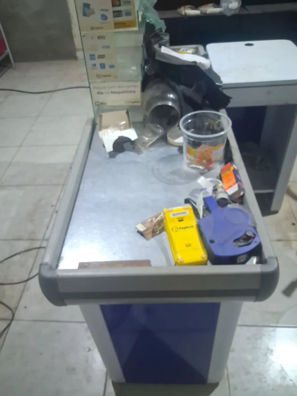 Vende se balcão  de caixa  - Foto 3