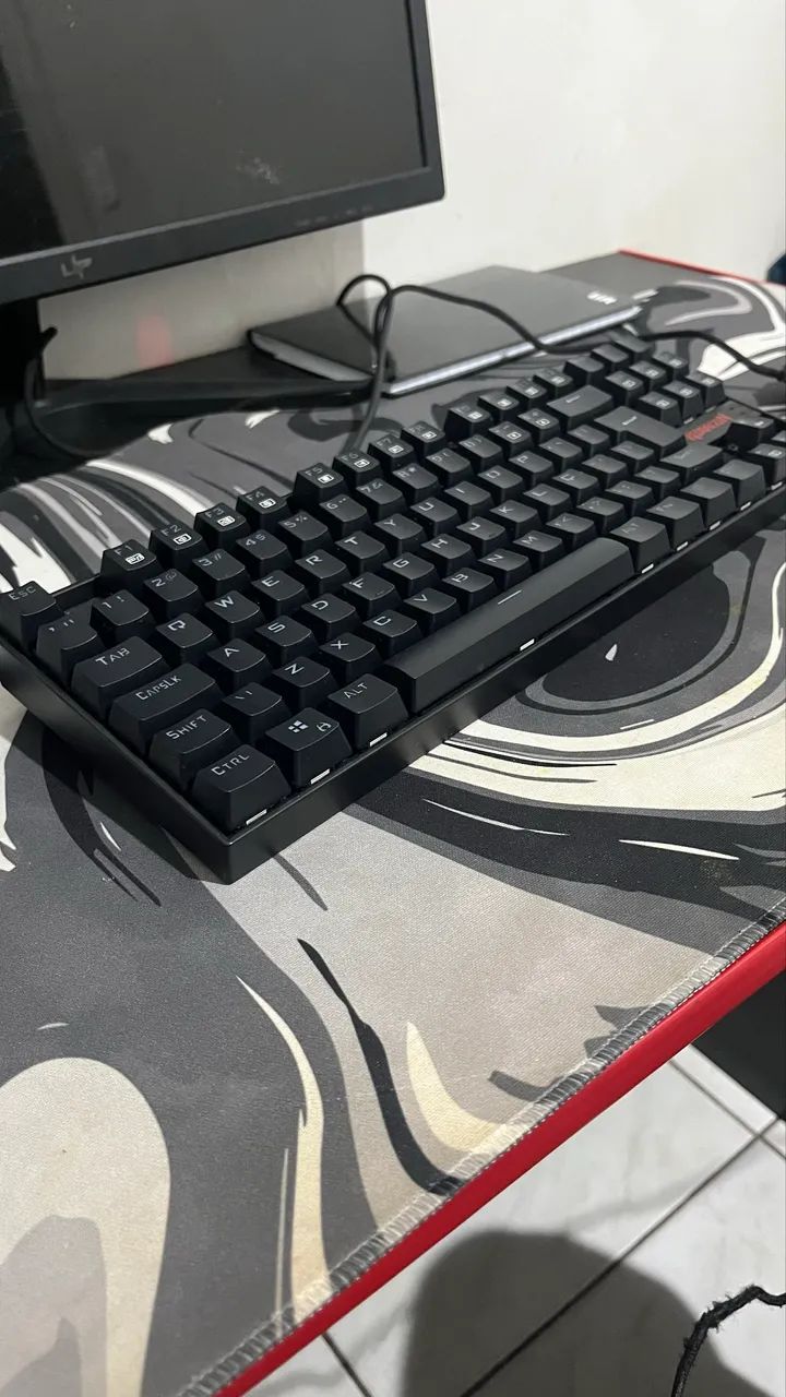 Teclado mecânico, RedragoN  Kumara, Seitch azul, 2 meses de uso - Foto 4