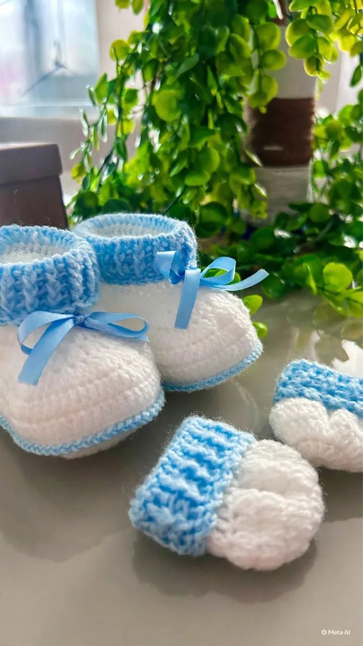 Sapatinho de bebê em crochê  - Foto 2