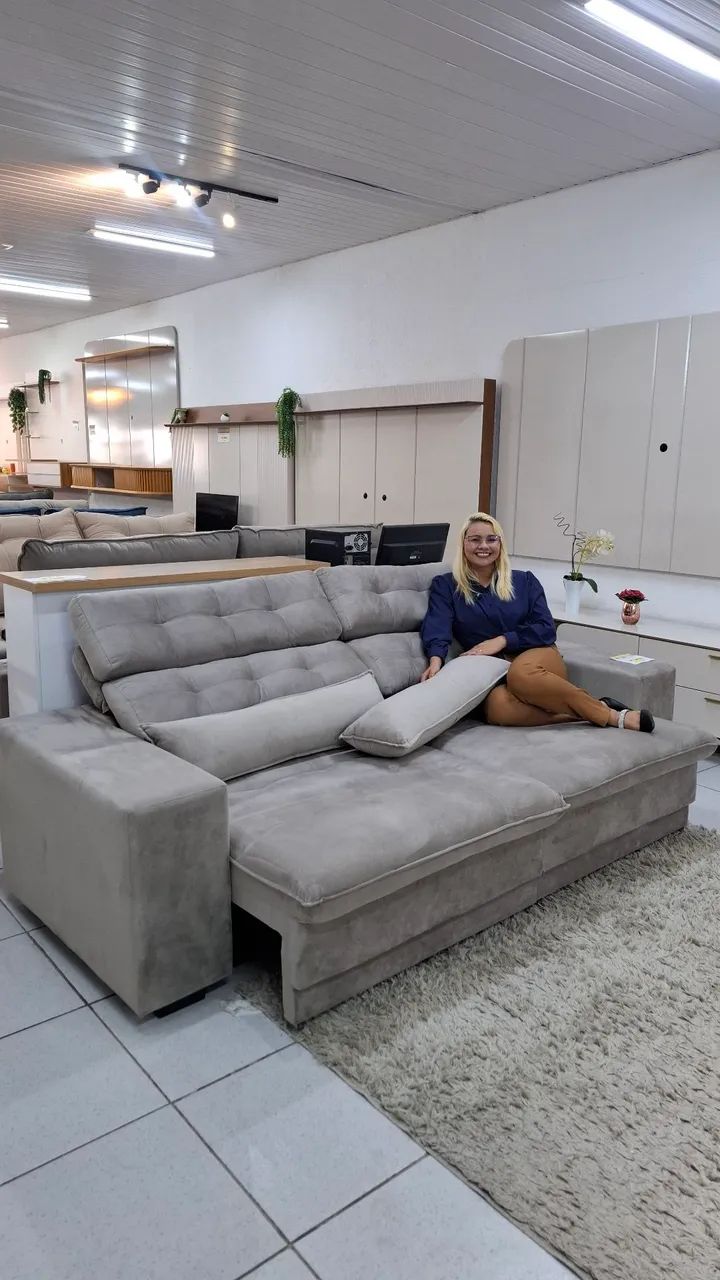 Sofa Retratil e reclinável tamanho família com molas