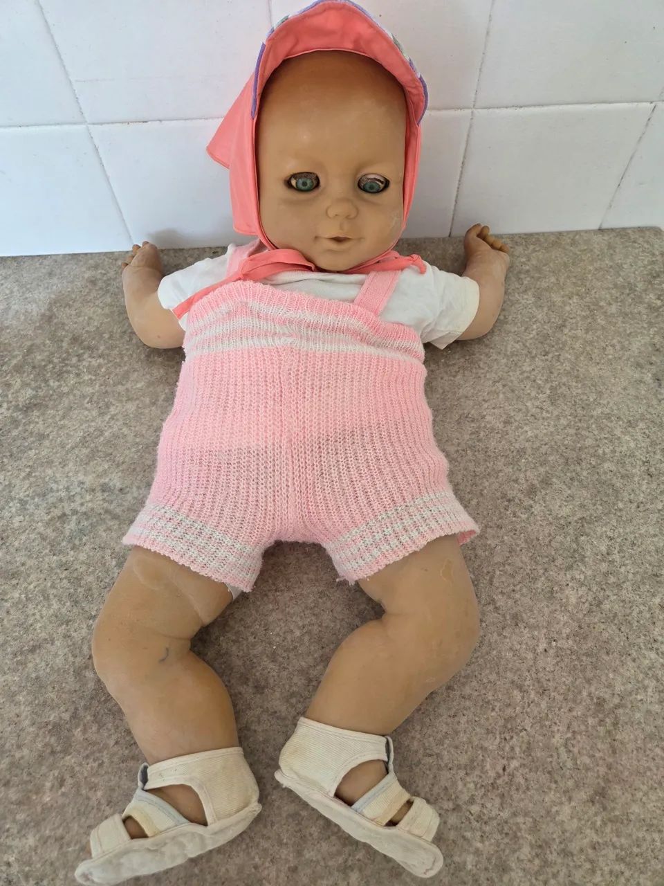 Boneca Bebê Antiga. Anos 80. Valor R$ 70,00. - Foto 2