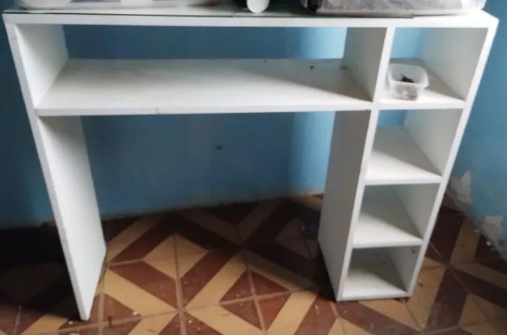 Mesinha de salão com vidro