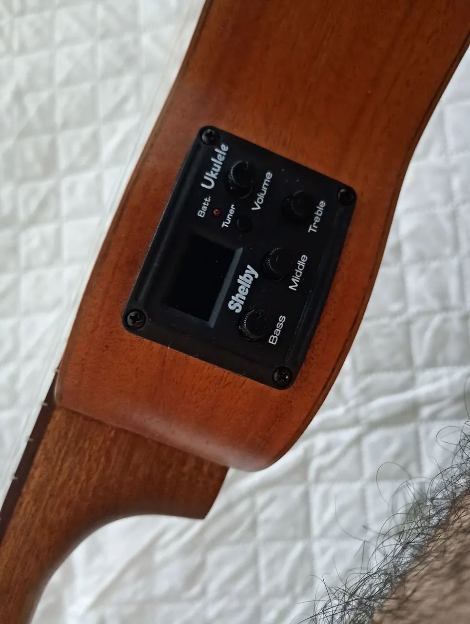 Ukulele elétrico Shelby(Não Troco) - Foto 2