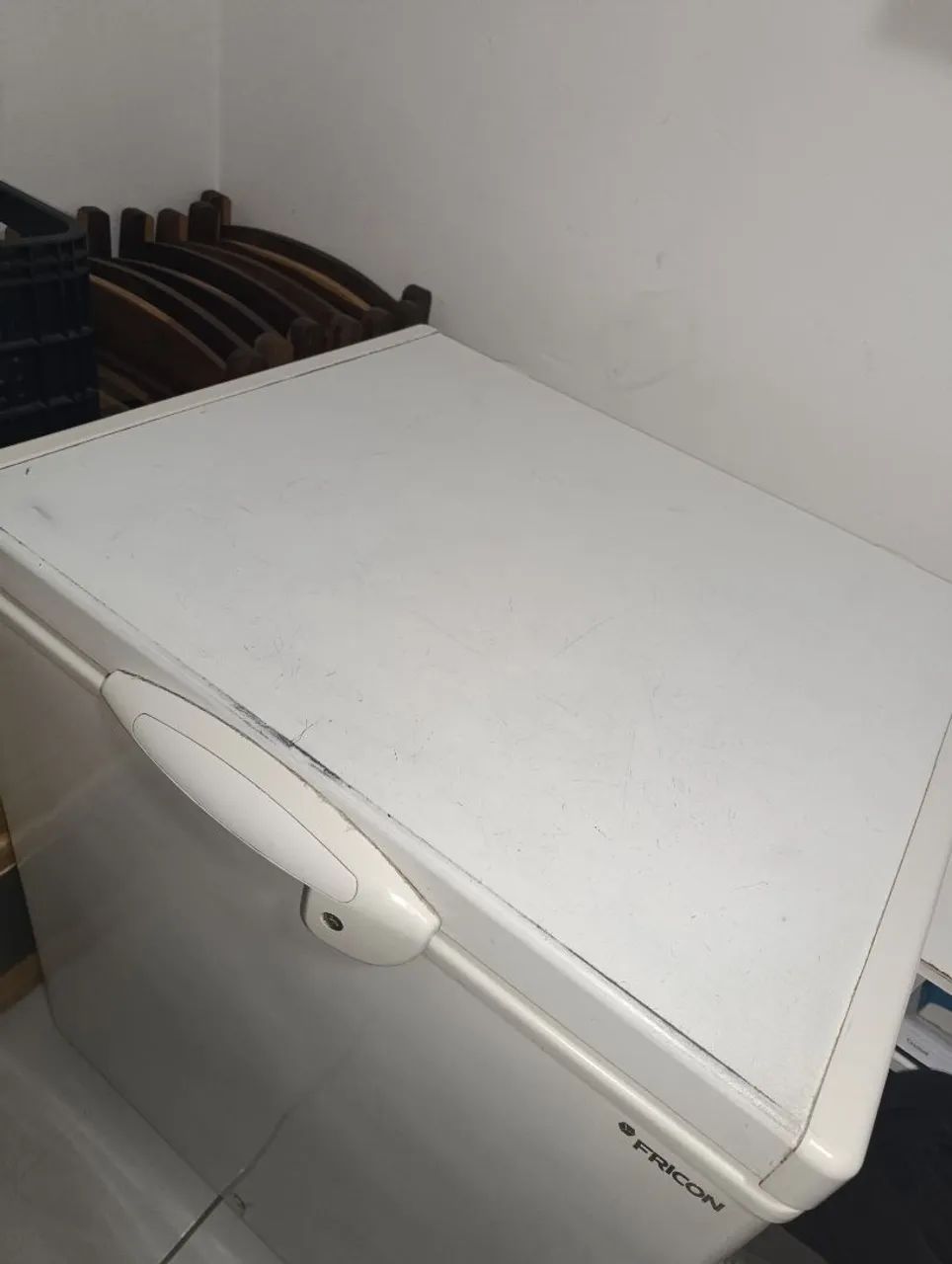 Freezer Horizontal Fricon 216L - Conservador e Freezer (Semi-novo
