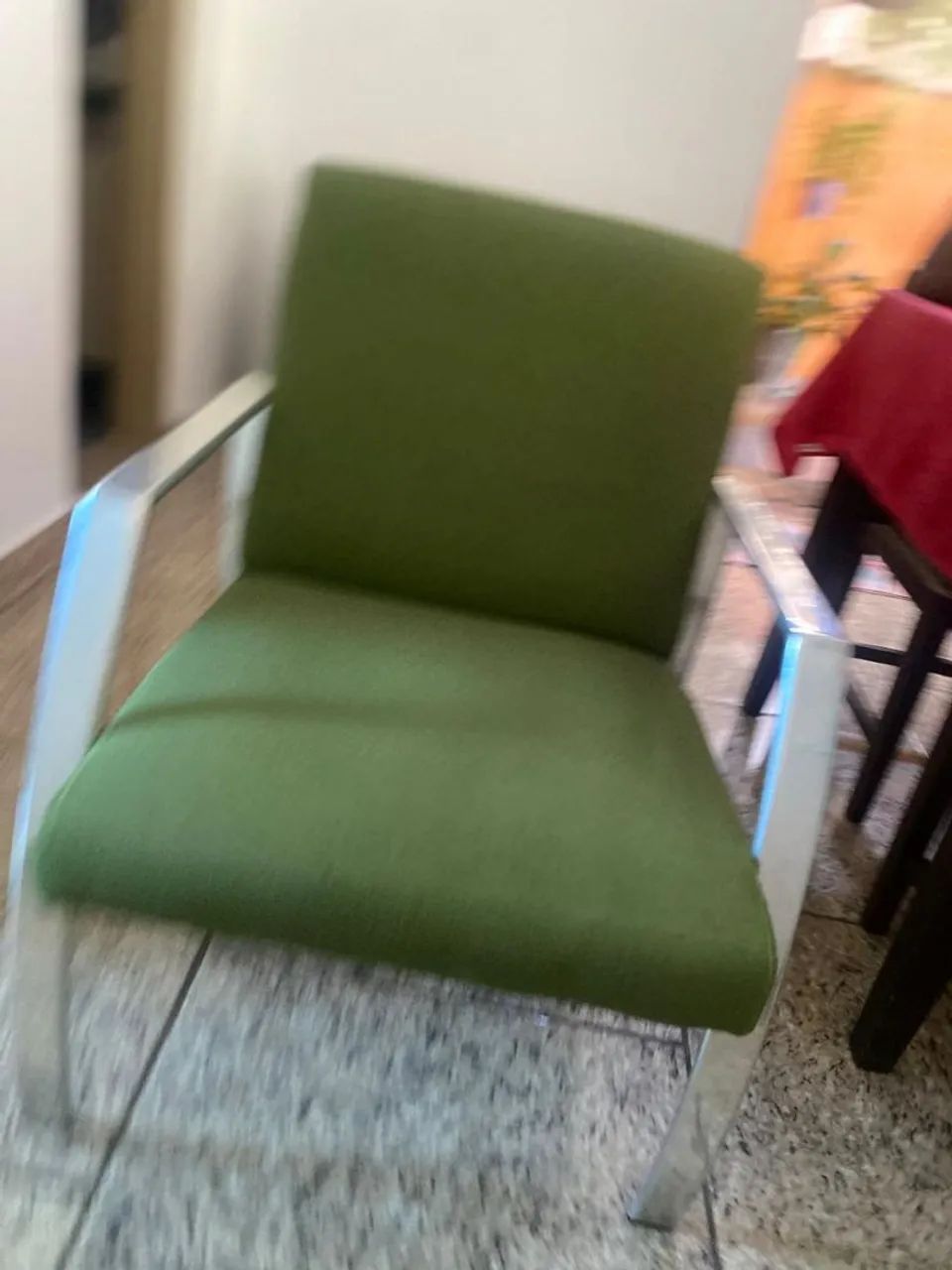 Vendo Poltronas Semi Novas - Foto 2