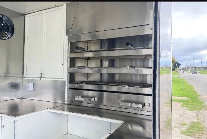 Trailer Food Truck Completo, Equipado e Documentado 5m x 1,90m - Foto 4