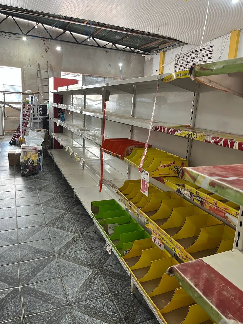 Prateleiras de mercado  - Foto 2