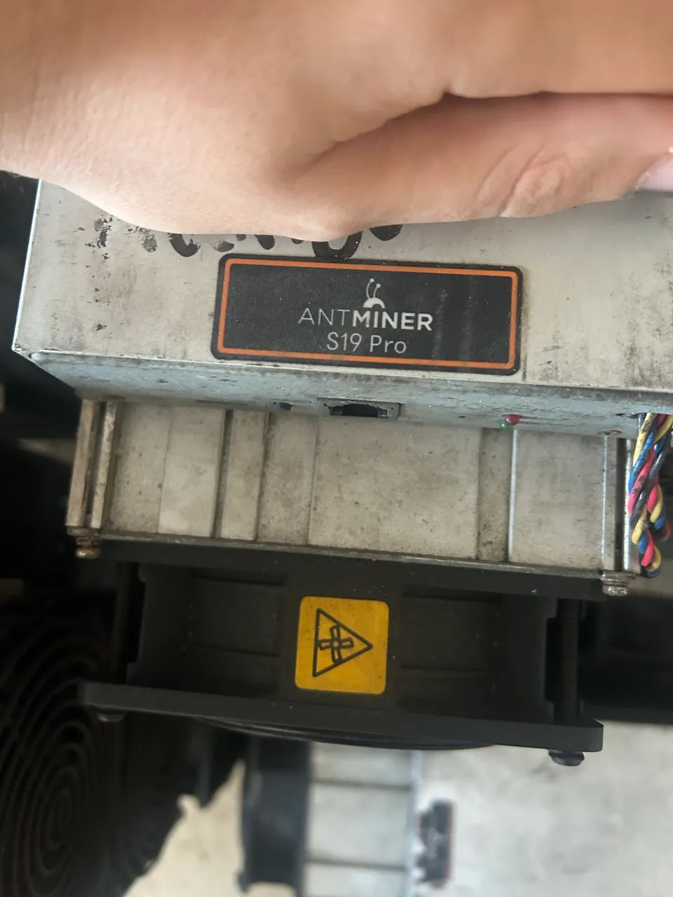 Antminer s19 110th Mineradora de Bitcoin