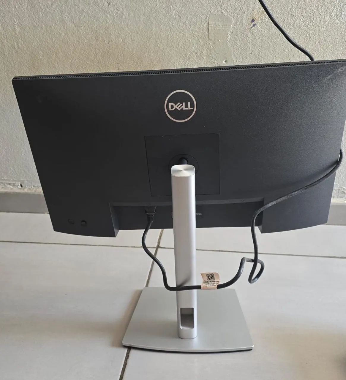 Monitor Dell P serie FullHD p2422H <br>23,8 polegadas <br>Novo <br>Valor 1.000 reais - Foto 2