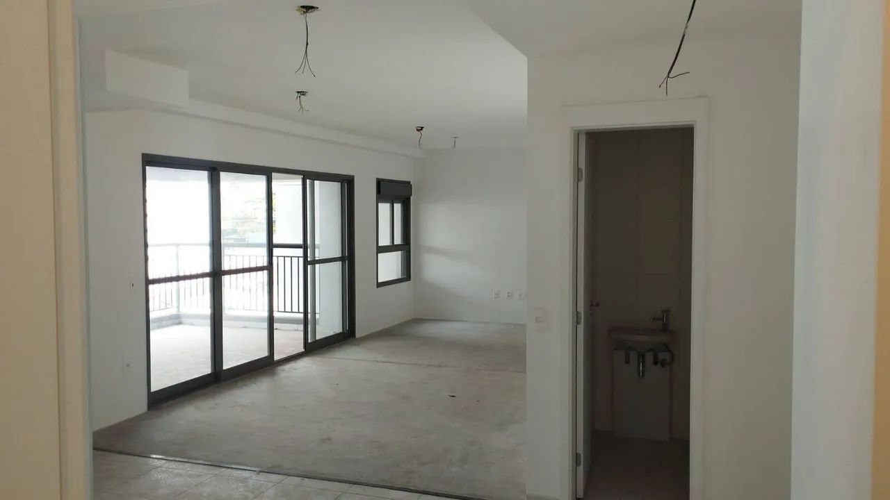 Apartamento 3 Dorm sendo 2 suítes e 2 vagas - Mooca