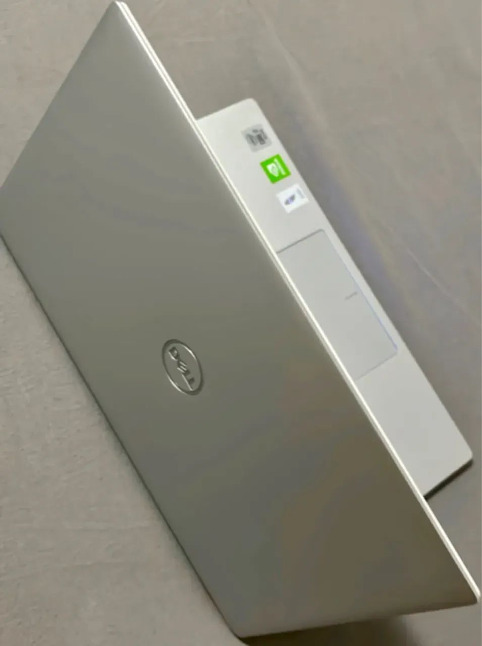 DELL ins 13.3インチ超軽量　Core i7 NVIDIA MX250 Dell Inspiron i7 10ª Geração + NVIDIA MX250 - Ultraleve, Poderoso