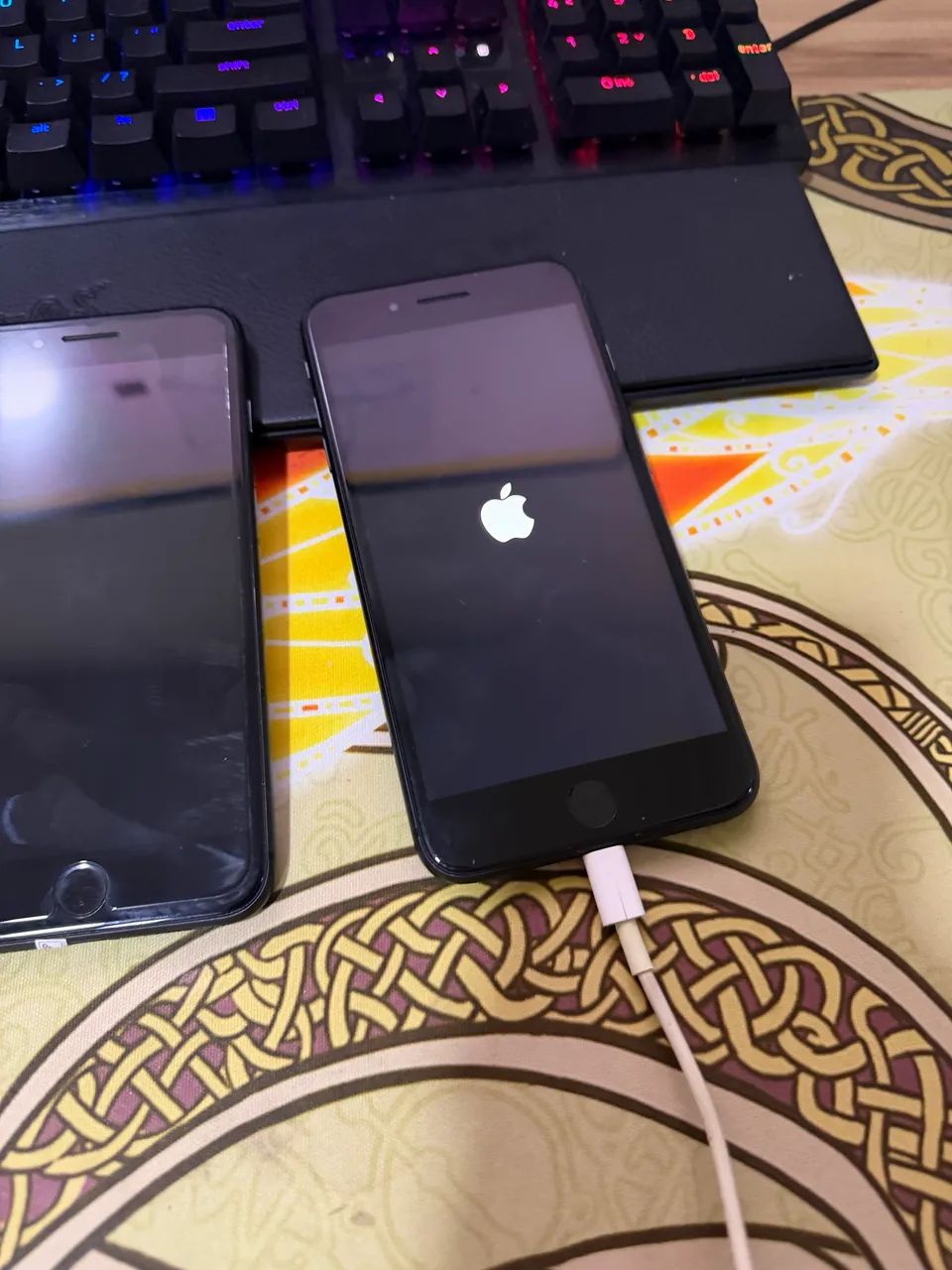 iphone 8 plus 3un - Foto 2