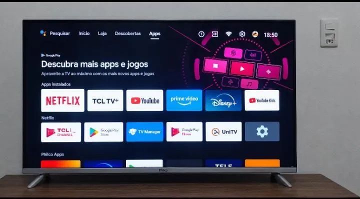 Vendo smart tv 43 polegadas marca Philco sistema Android semi nova  