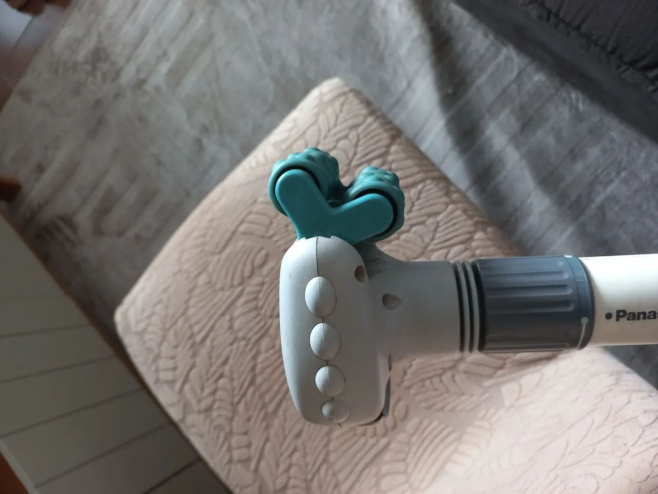 Massageador Panasonic Reach Easy Swing EV 299 - Foto 3