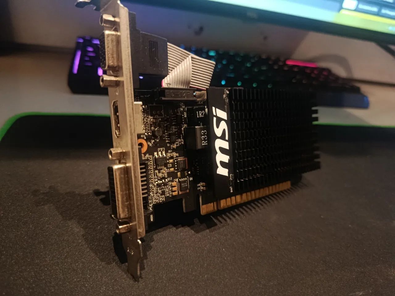 Placa de vídeo Gt 710 1GB