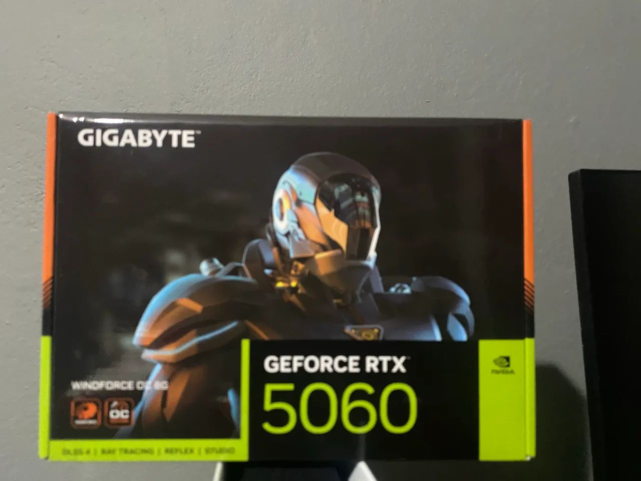 Gigabyte GeForce RTX 5060 Windforce OC 8G. - Foto 2