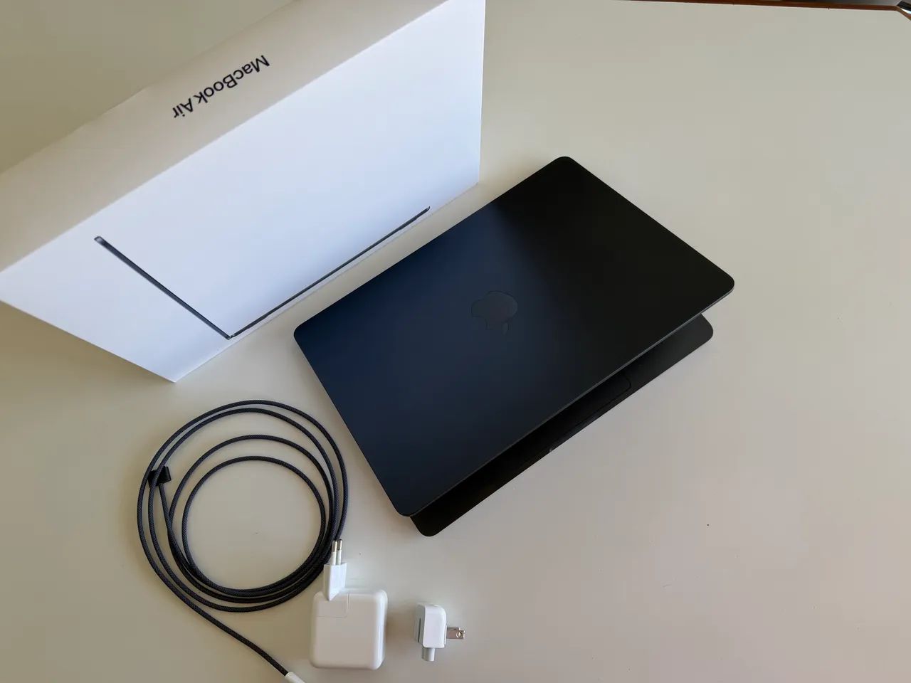 MacBook Air M2 2022 - 8GB RAM / 256GB SSD - Notebooks - São José