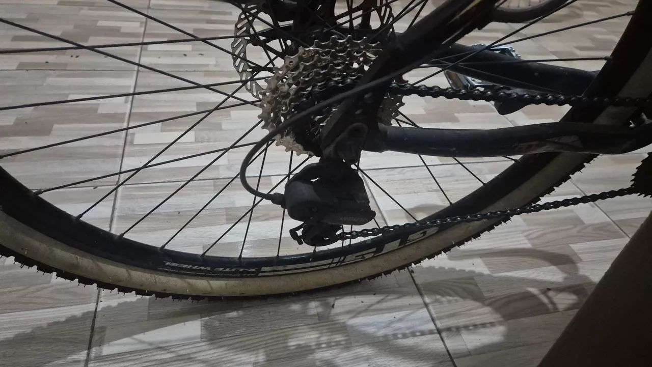 Bicicleta aro 29 - Foto 4