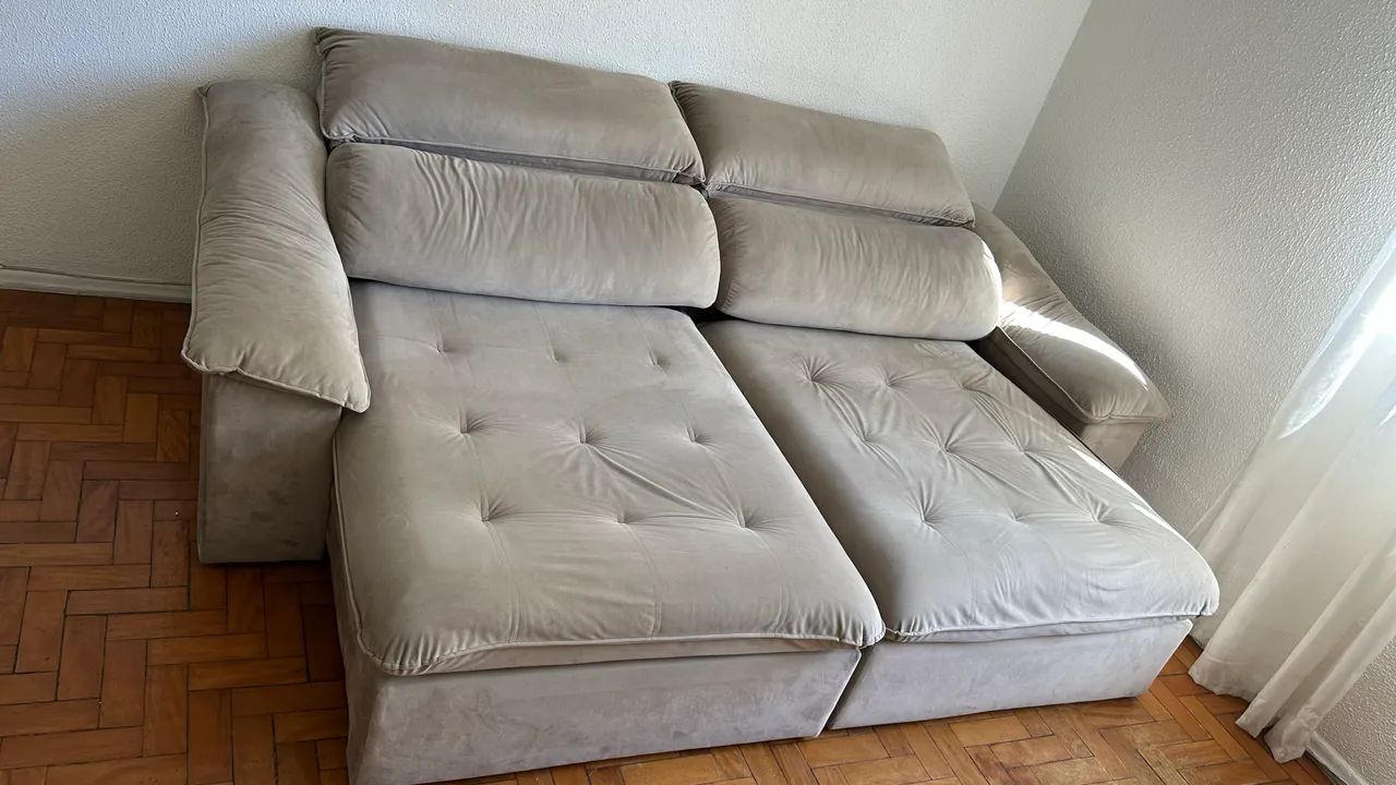Sofá Retrátil e Reclinável 2 Lugares em Suede Bege - Muito Conservado - Foto 3