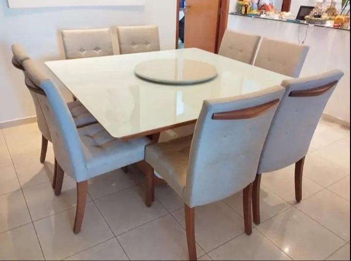 Mesa nova com cadeiras de madeira  - Foto 2