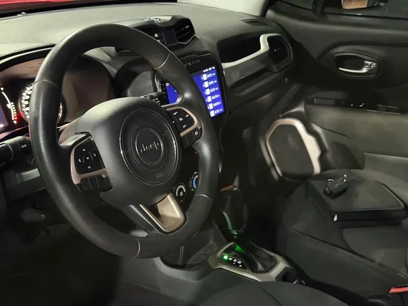 Jeep Renegade 1.8 4x2 Flex 16V Aut., foto 9 de 13