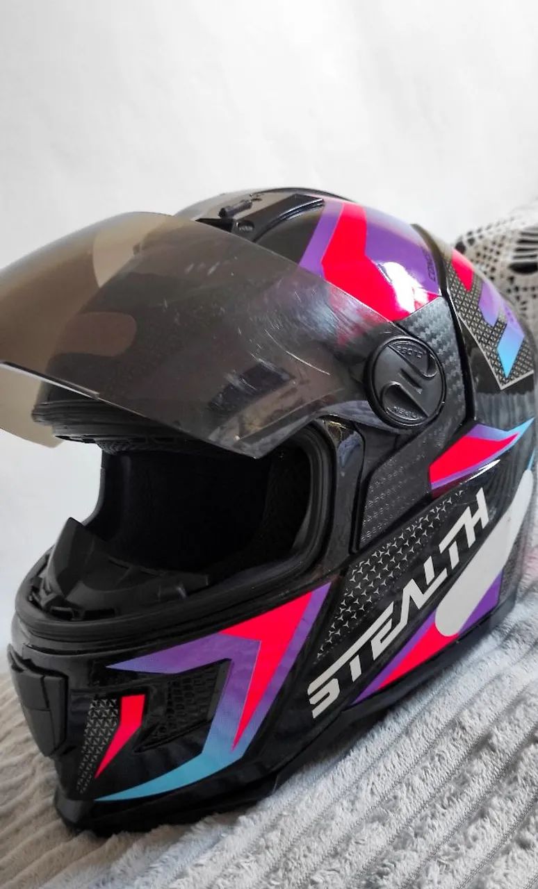 CAPACETE STEALTH À VENDA