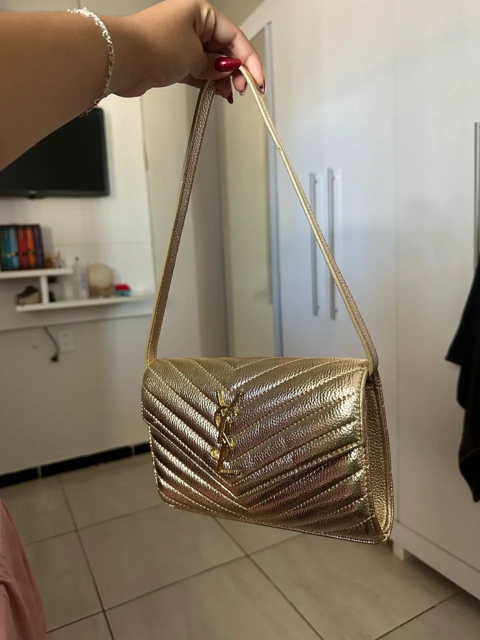 Bolsa dourada ysl - Foto 2
