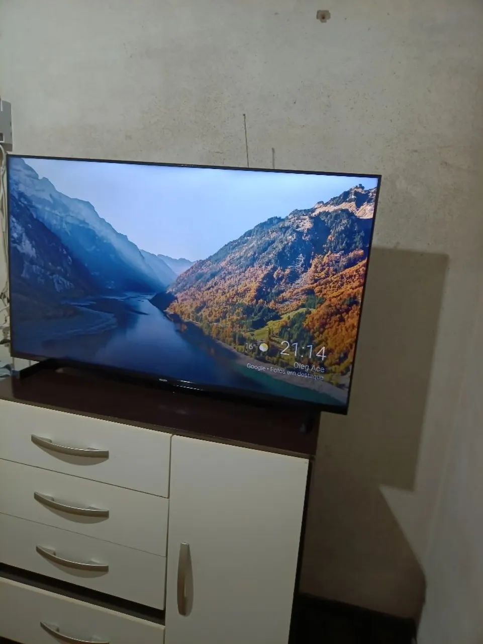 Vendo TV smart da marca pillips 50 polegadas. Estado de nova.valor 2.200,00 - Foto 2